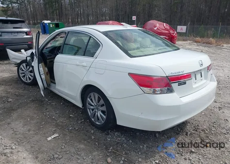 2012 Honda Accord 2.4 Ex-L from USA, damaged, VIN 1HGCP2F83CA040848